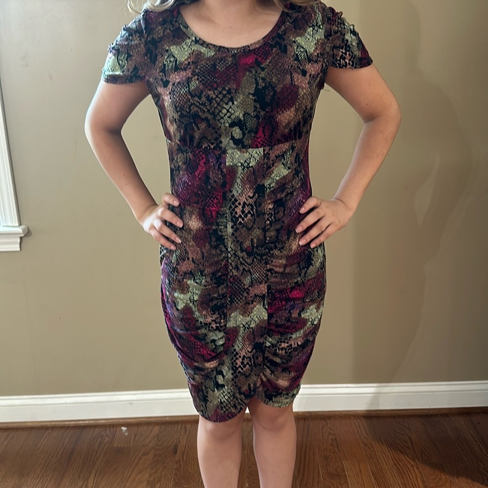 SlimFabulous Women’s Size M Slimming Built In Shapewear Dress Mini Snakeskin